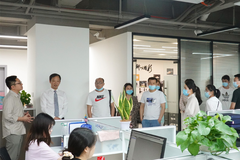 官网改10.jpg